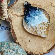 elochnay-igrushka-fonarik